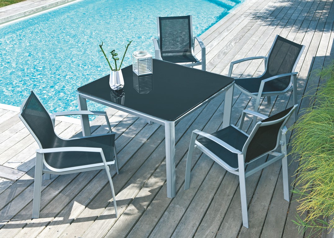 Mobilier de jardin et décoration Aix La Garde Hyeres Port Grimaud